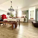 Apartment Happy Casa Oldtown Boutique Koper
