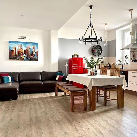 Apartment Happy Casa Oldtown Boutique Koper
