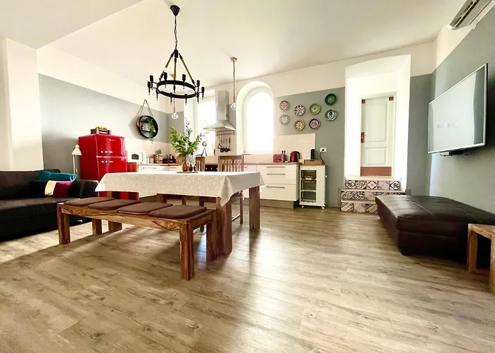 Appartement Happy Casa Oldtown Boutique Koper