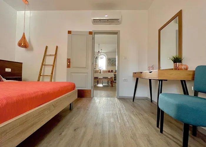 Happy Casa Oldtown Boutique * Koper